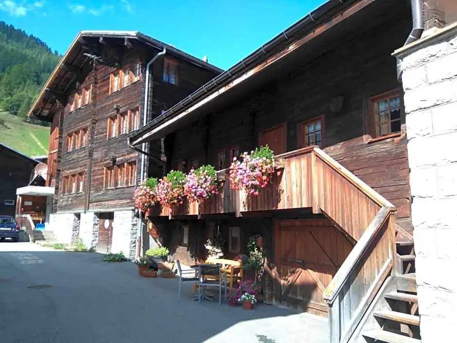 Hotel Nufenen