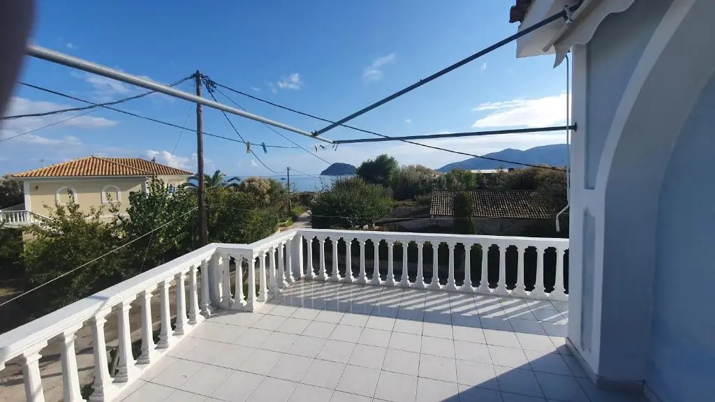 NIKOS APARTMENTS