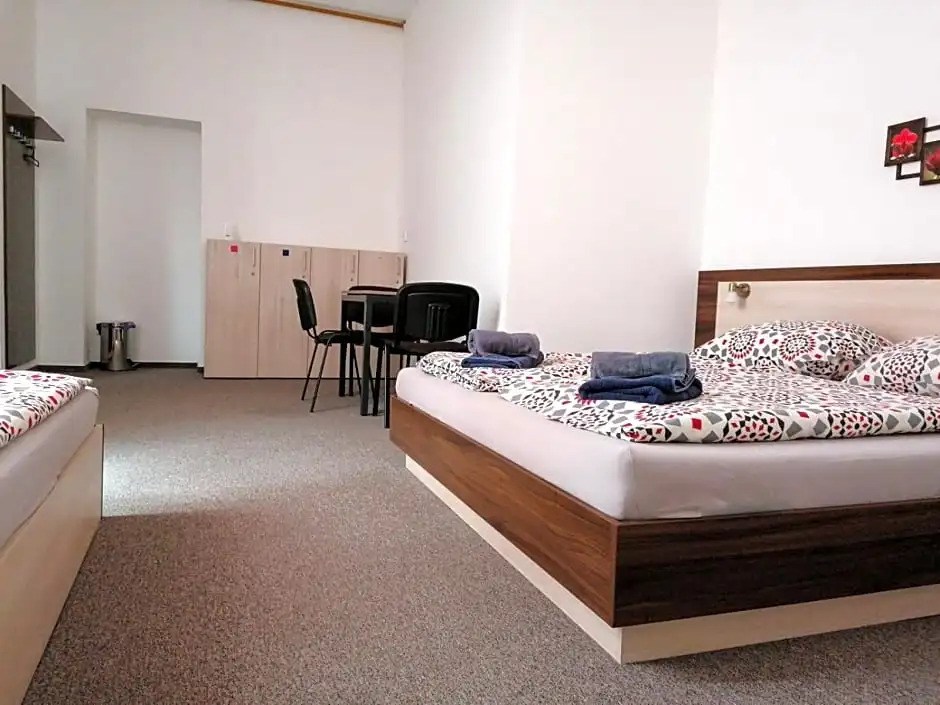 Hostel Vodna 1
