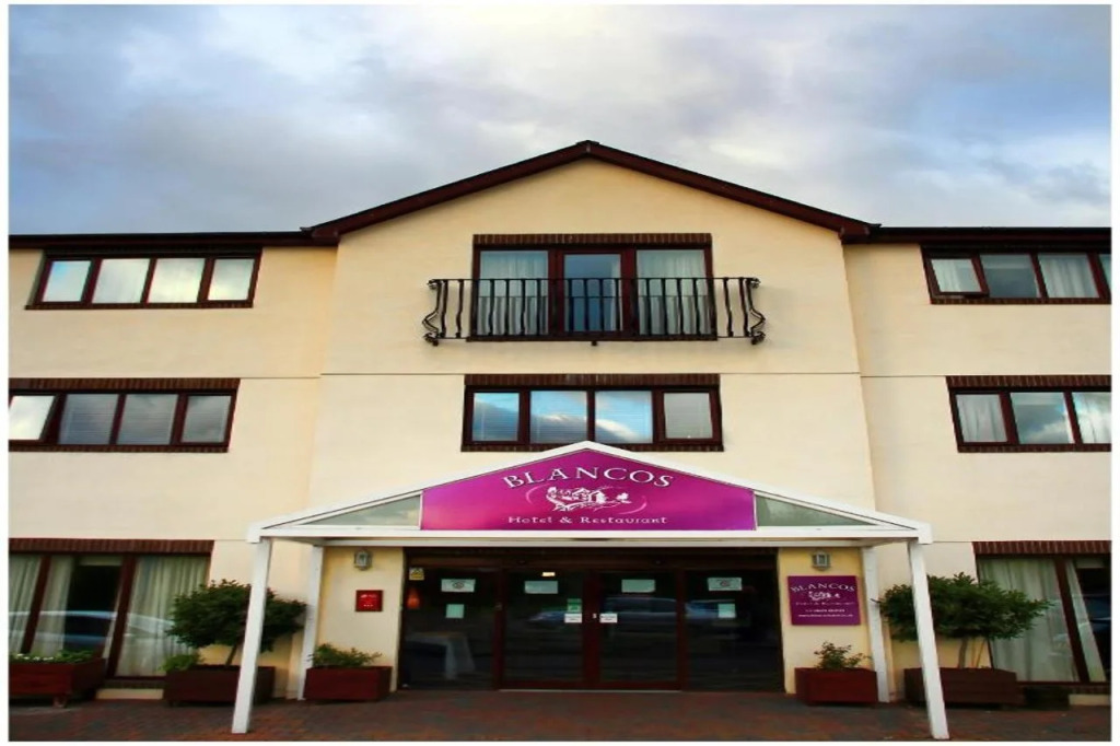 Blancos Hotel