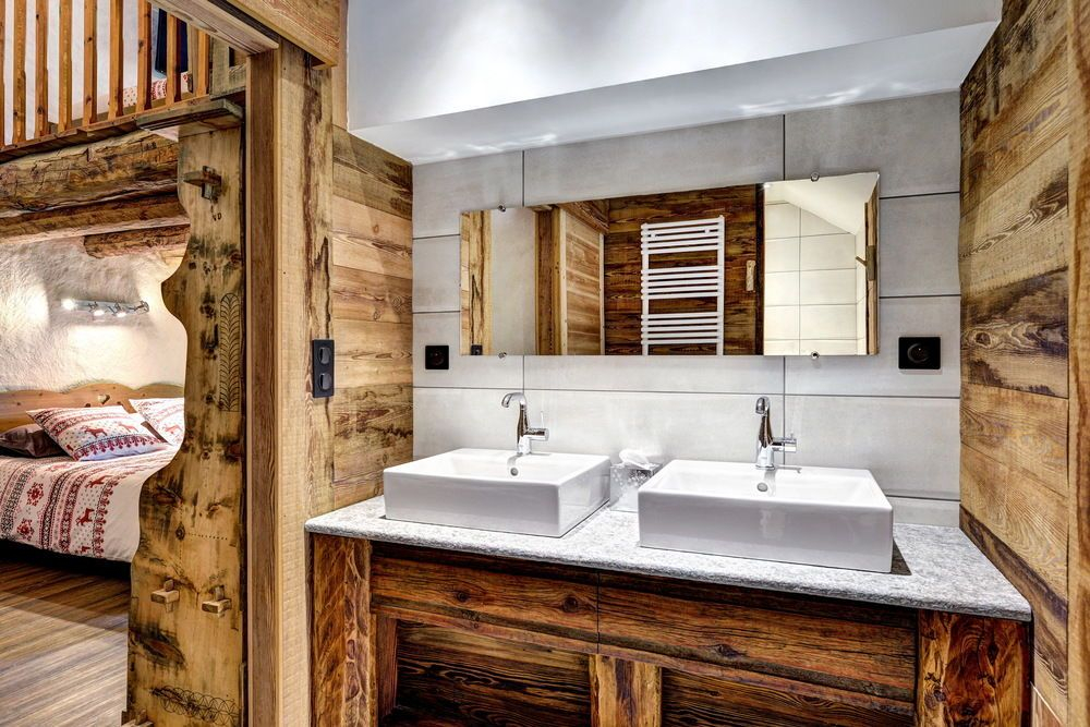 LA FERME de BELLINE Chalets ou Gîtes