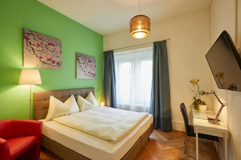 Hotel Ambassador