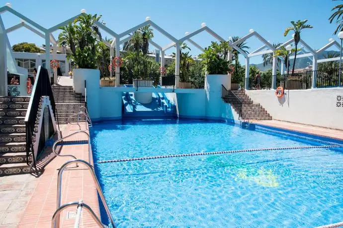 Kingfisher Apartments Benal Beach