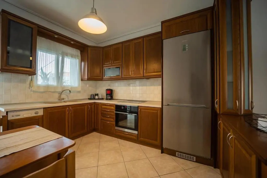 Alexandros Suite