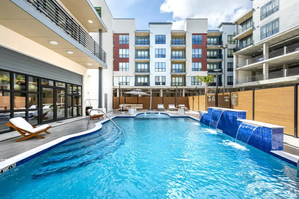 Latitude Apartments