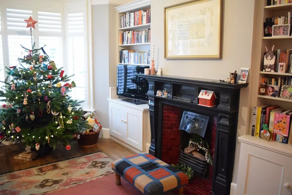Shepherd's Bush 2 Bedroom Home