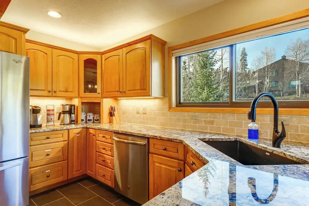 Private Deck & Hot Tub: Silverthorne Home