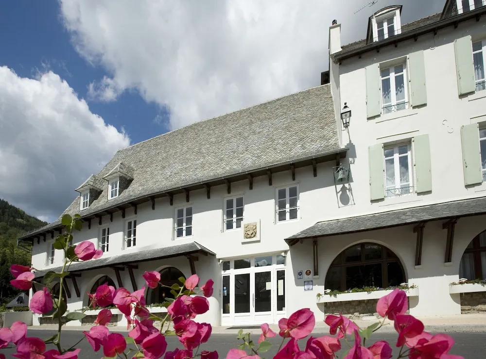 Logis Hôtel restaurant La Rivière