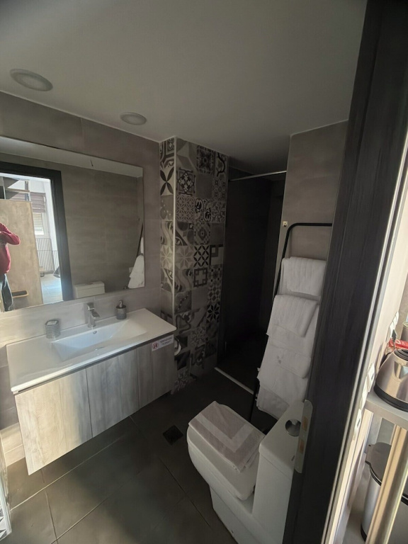 Airnest Suites Near Athens Airport By SEM