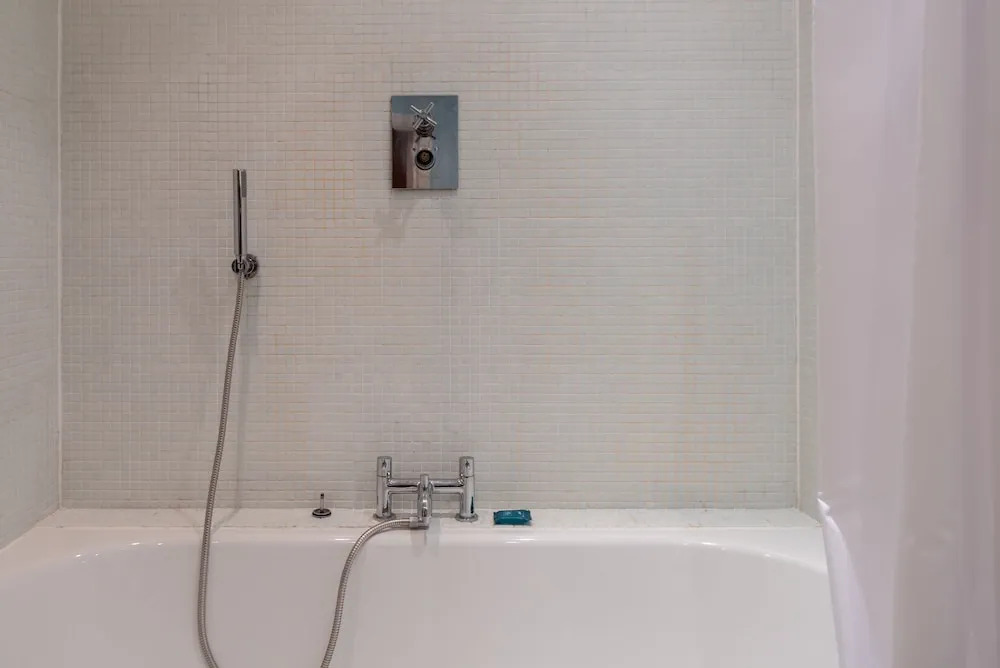 Cosy 1 Bedroom Flat With Garden in Lovely Chiswick