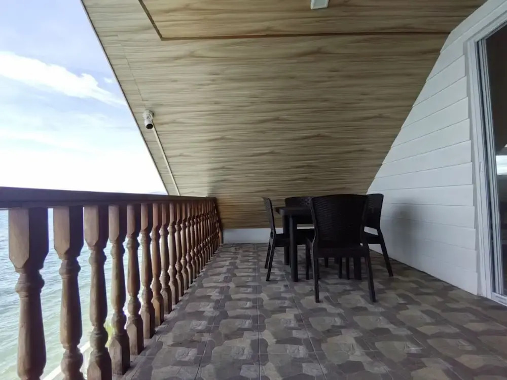 Sea Breeze Beachfront Villa Cebu