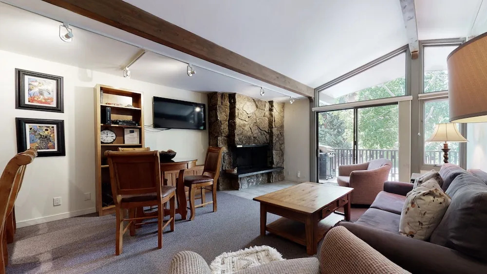 Lichenhearth - CoralTree Residence Collection