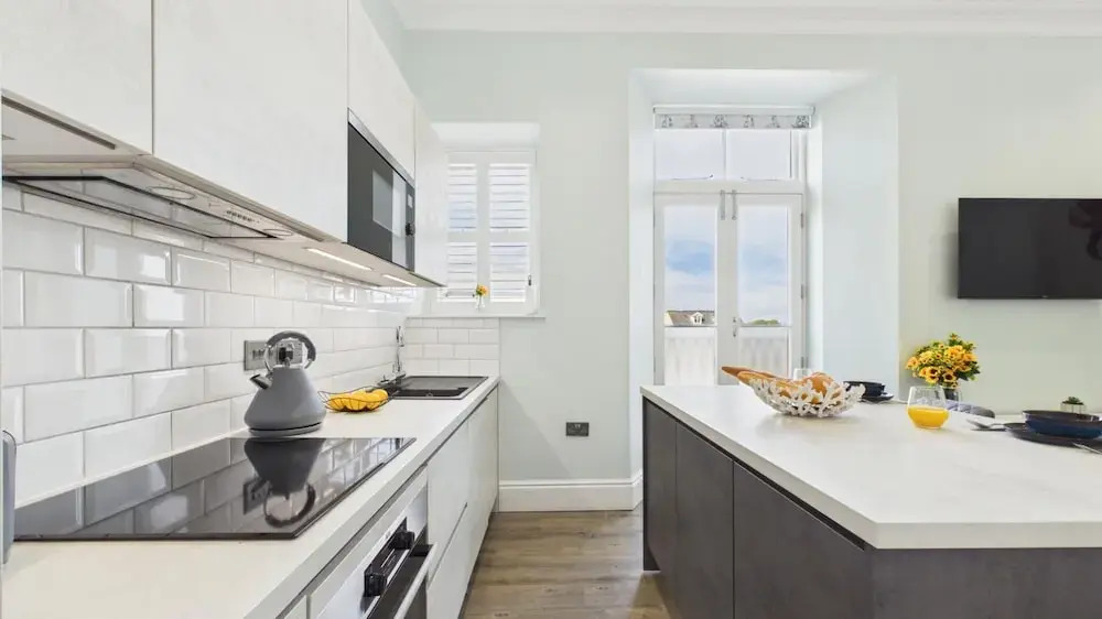No. 6 Croft House - 1 Bedroom Apartment - Tenby