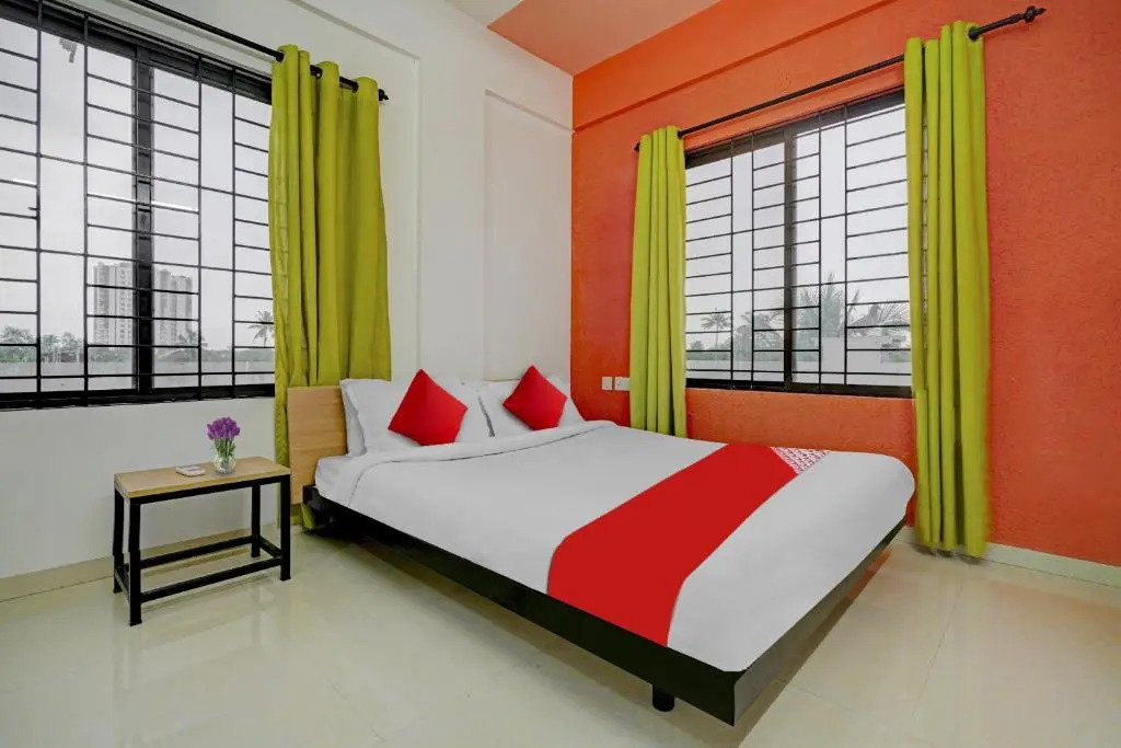 Flagship The Paradise Inn Residency