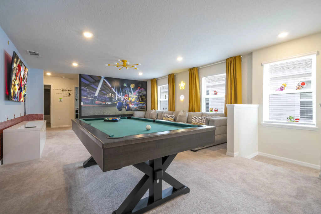 Gorgeous 6Bd w Pool Windsor Island 4450
