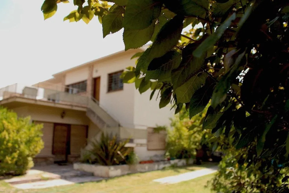 Pulmary Guest House
