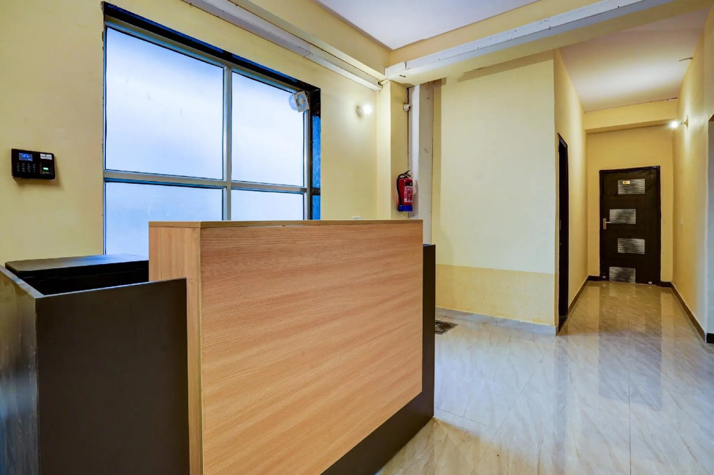 OYO Flagship 76461 Choudhary House Sector 11
