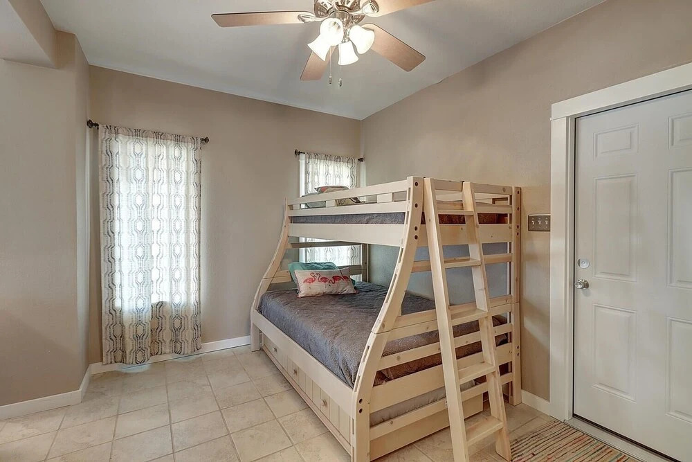 Sea La Vie Lcv39 3 Bedroom Home by Redawning