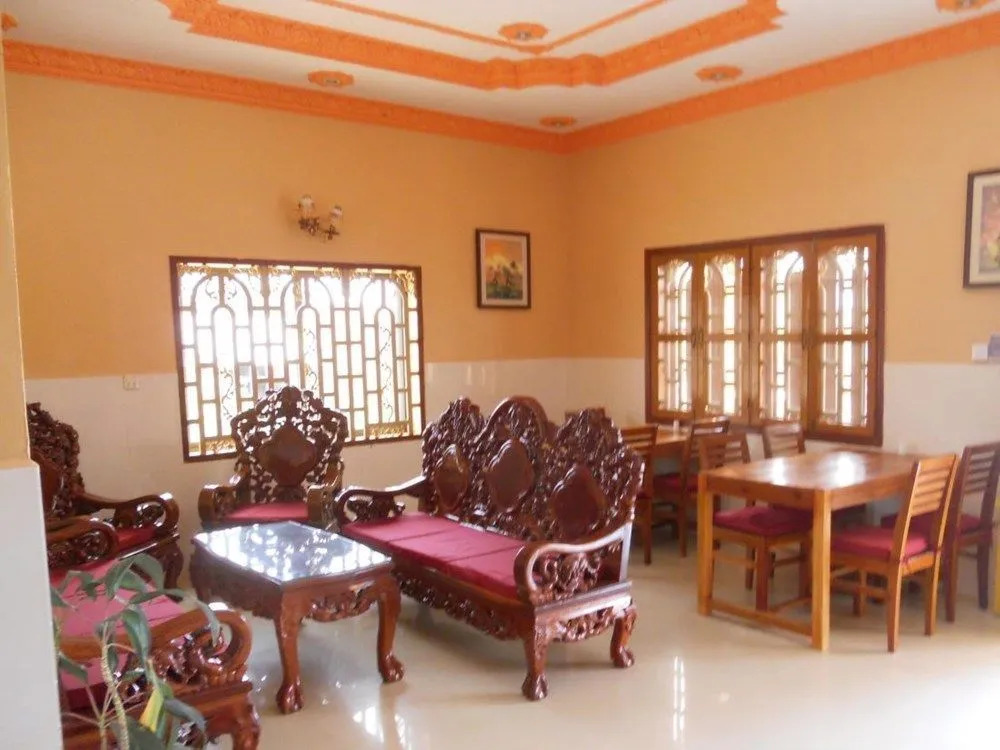 Kampot Manor