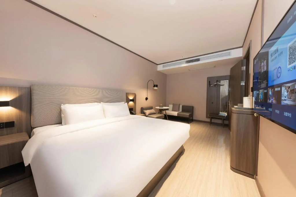 HanTing Hotel (Huangshi Yangxin High-Speed Railway Station)
