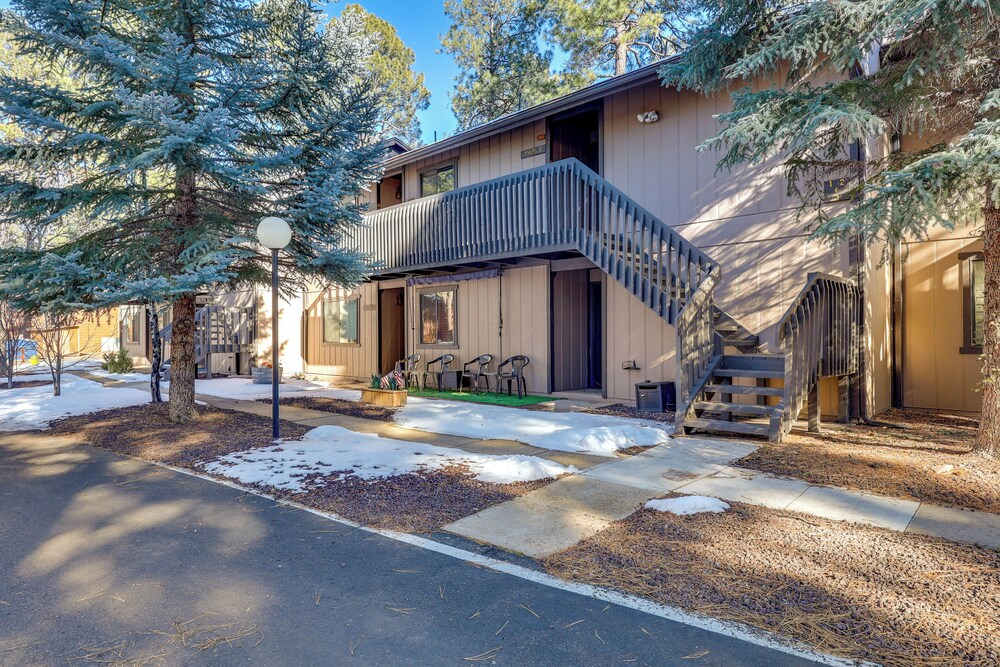 Luxe White Mountain Condo: Addt'l Rental On-site