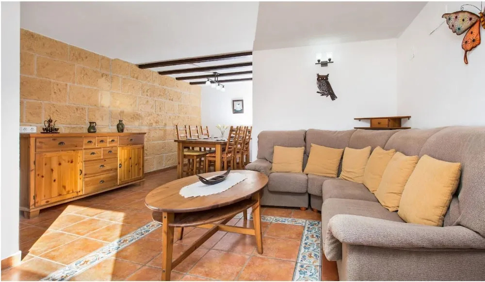 House - 4 Bedrooms with Pool and WiFi - 107534