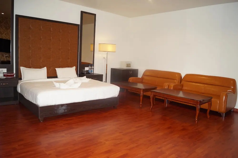 Shiva Inn