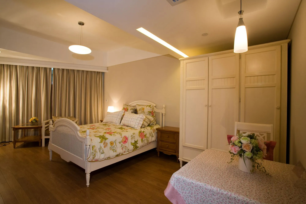 East King Business Hotel