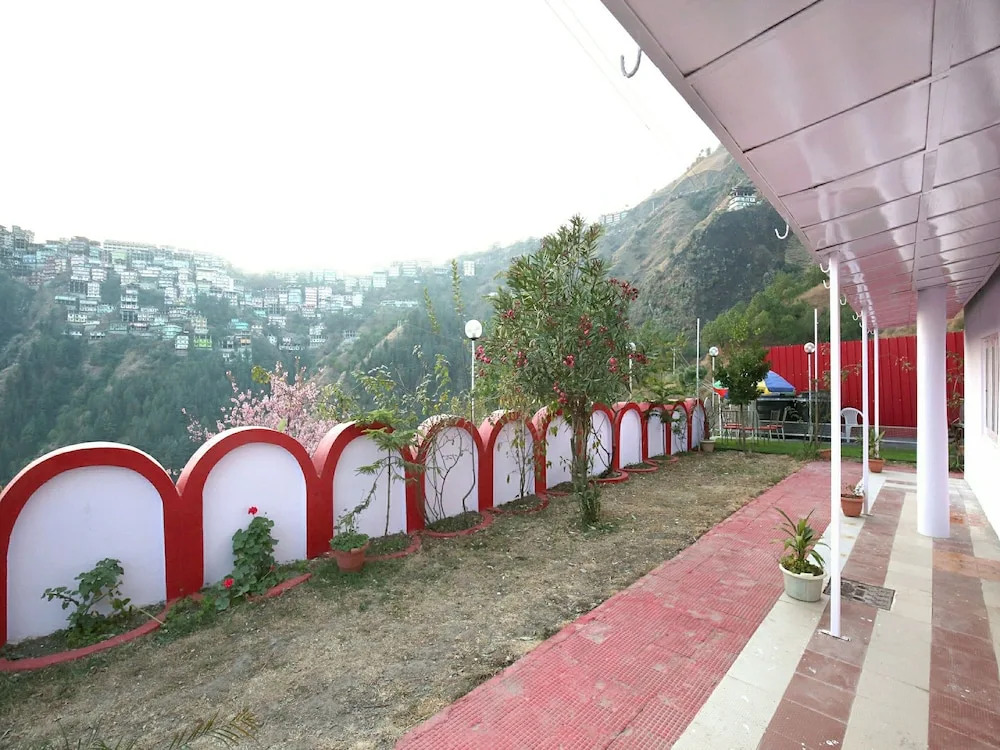 OYO 10305 Home 1 BHK Himsutra Bhattakufar