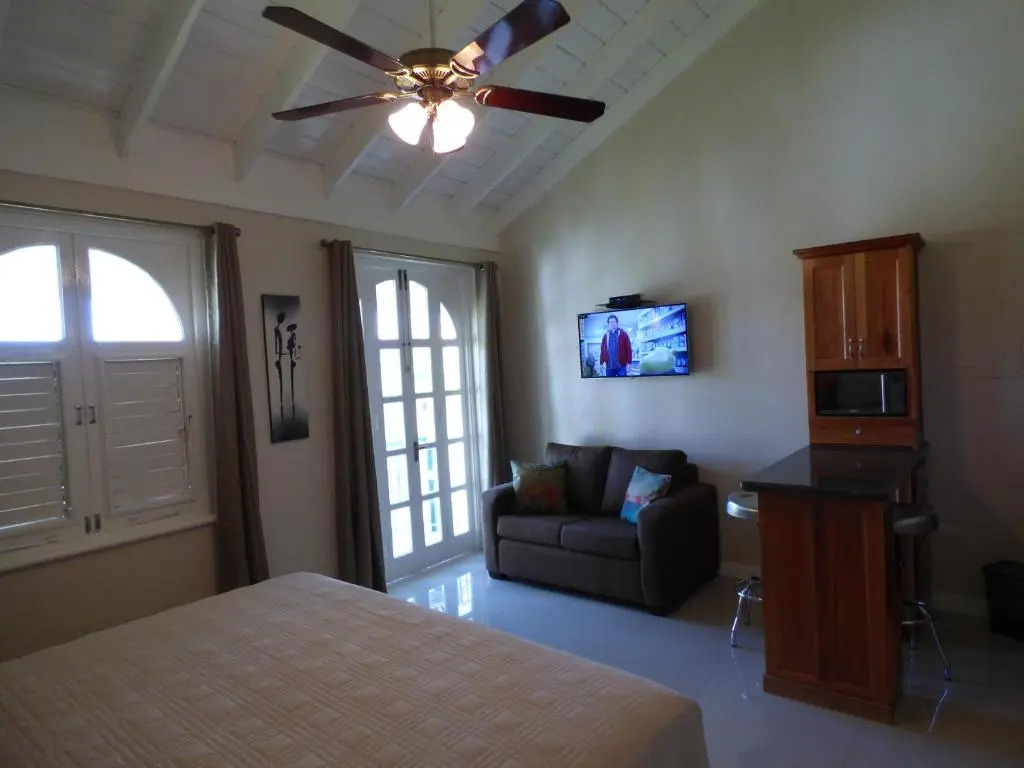 Beach Studio 30