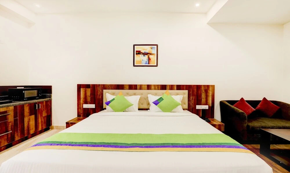 Treebo Trend Emora Hotel And Suites Brookfield
