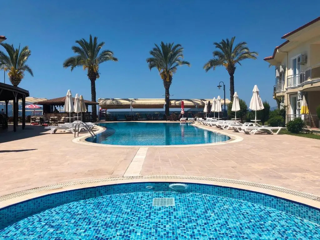 Sunset Beach Club Aqua Lettings