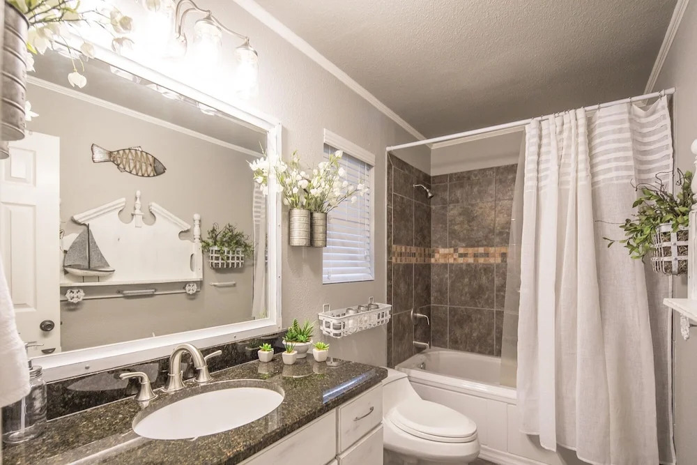 Anchors Away 3 Bedrooms 3 Bathrooms Home