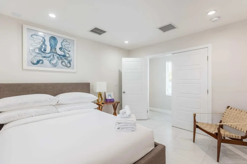 Olas Villa by Rove Travel - Home with Heated Pool