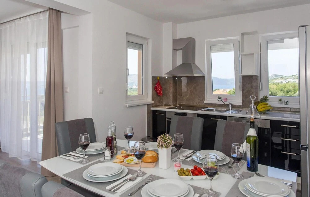 Awesome Home in Seget Donji with Outdoor Swimming Pool, Hot Tub & 4 Bedrooms