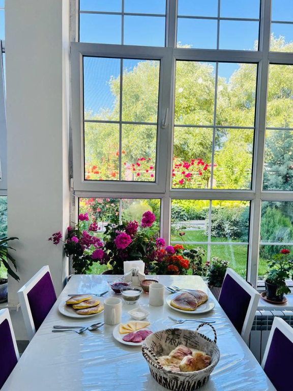 Guest House Dastan (Гостевой дом Дастан)