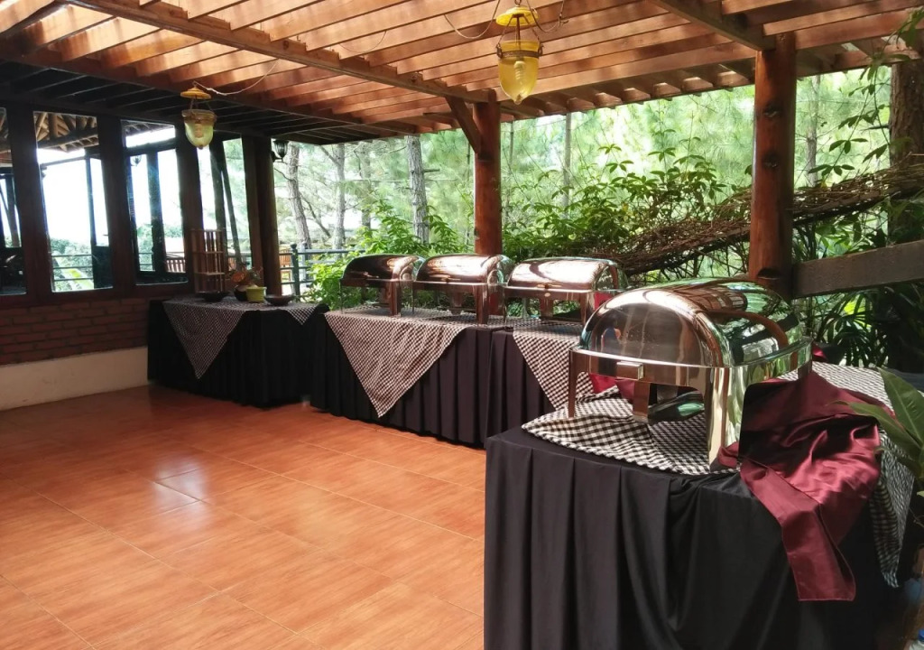 Bukit Alamanda Resort & Resto