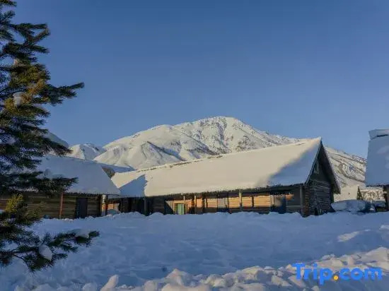Hemu Huafangu Homestay
