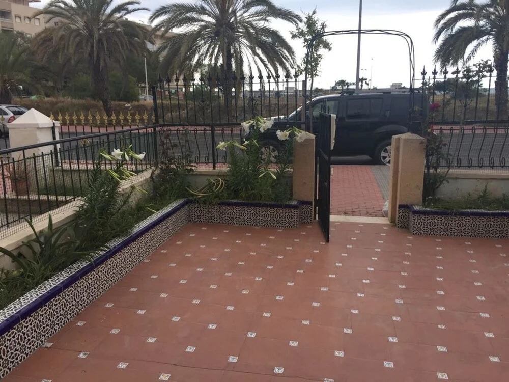 House With 3 Bedrooms in Torrevieja, With Wonderful sea View, Furnishe
