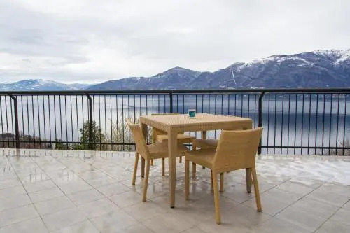 Sopra Il Lago 113