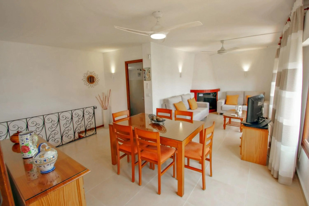 Tere - holiday home with private swimming pool in Calpe