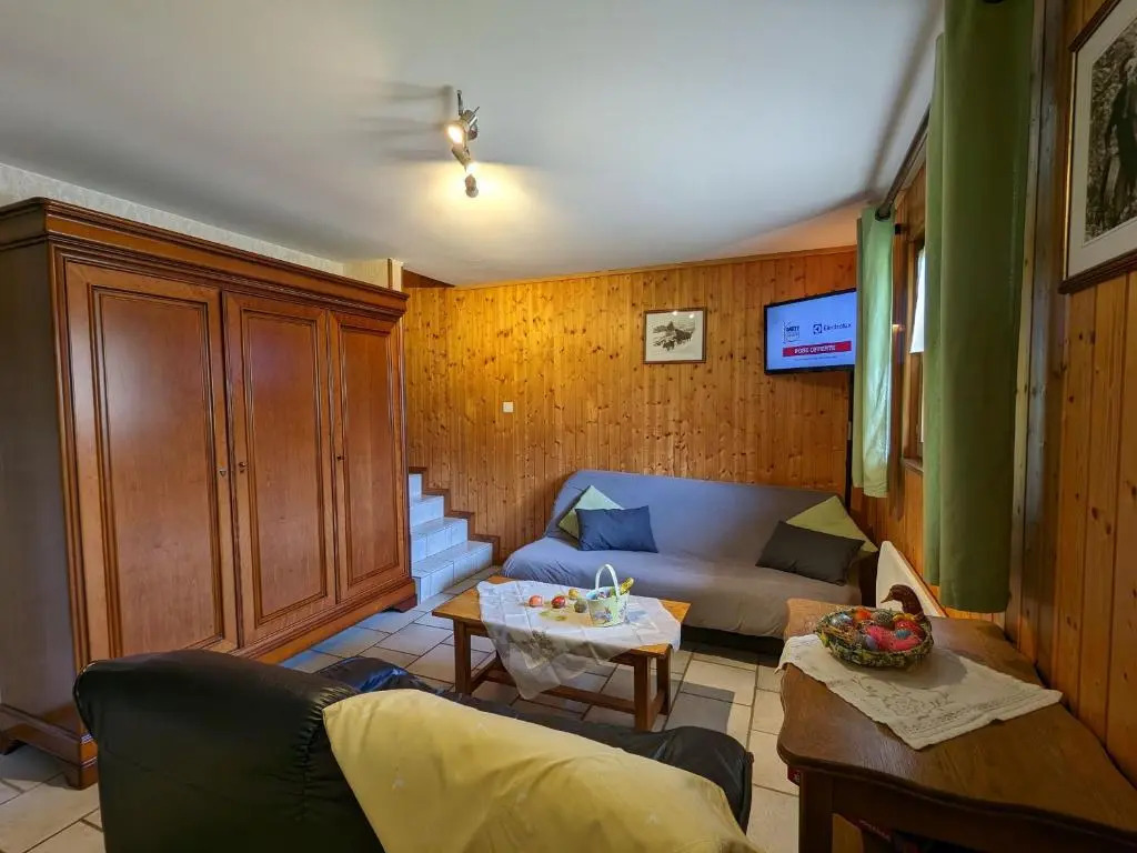 Chalet spacieux à Rochesson, près de Gérardmer, avec garage, cheminée, WIFI et équipements complets - FR-1-589-167