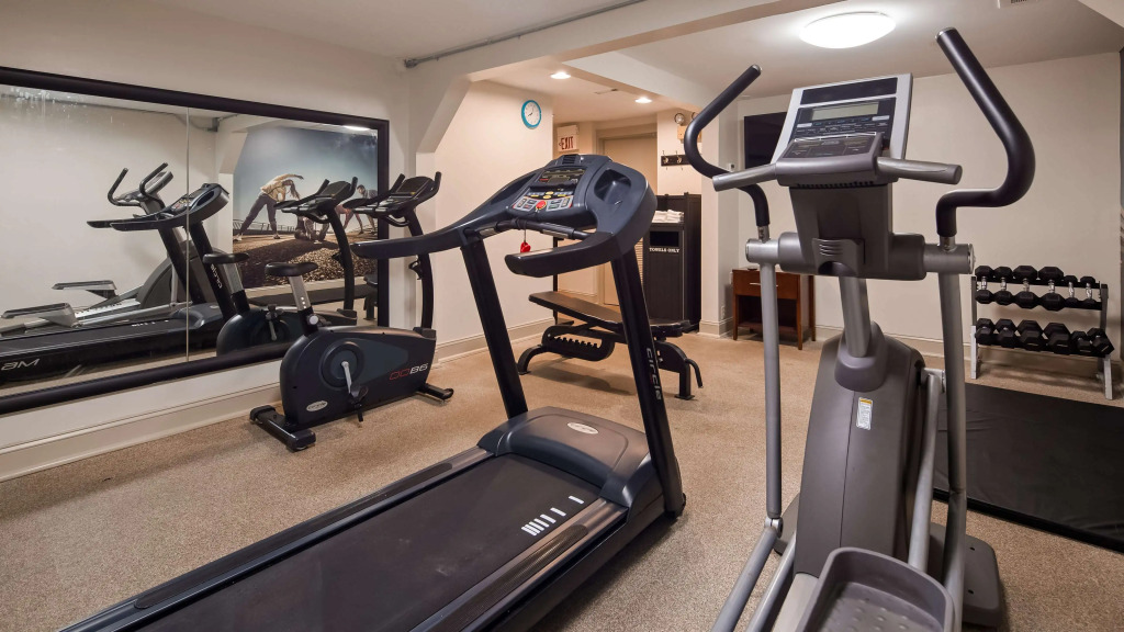 Best Western Plus Coastline Inn