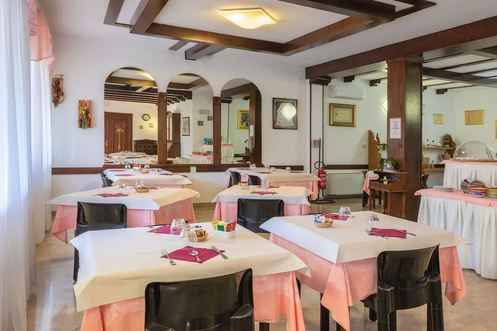 Hotel Alla Crociera