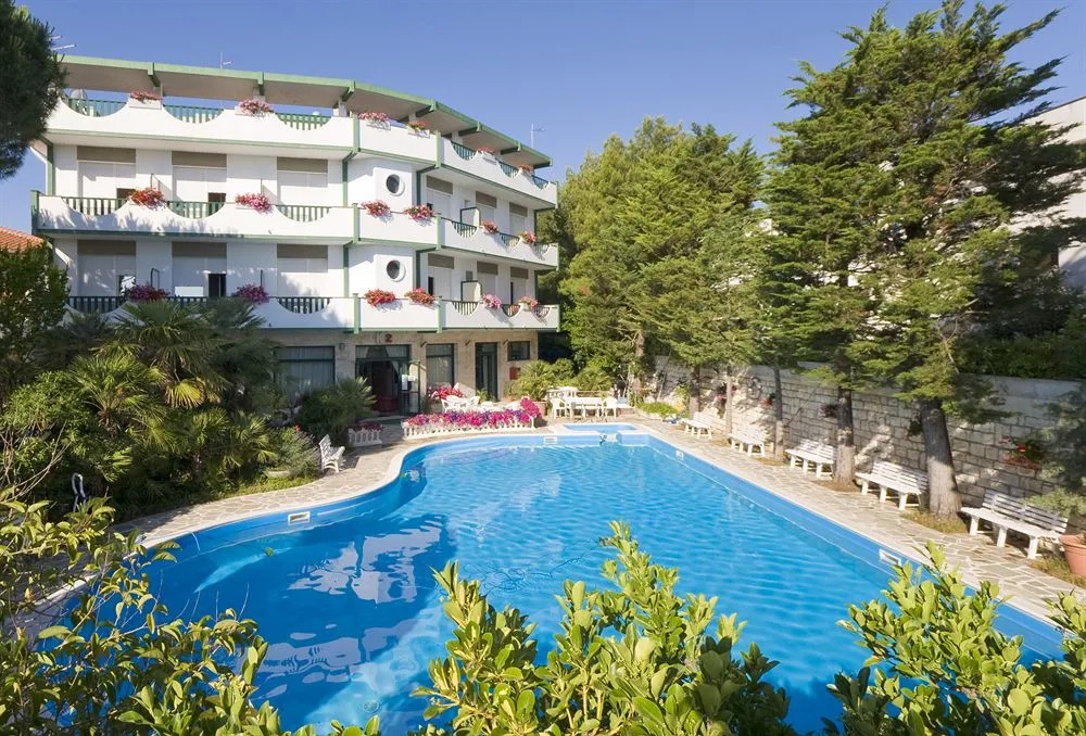 Hotel K2