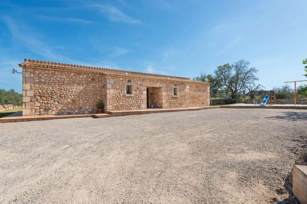 SA FINCA - Villa with private pool in MURO. Free WiFi