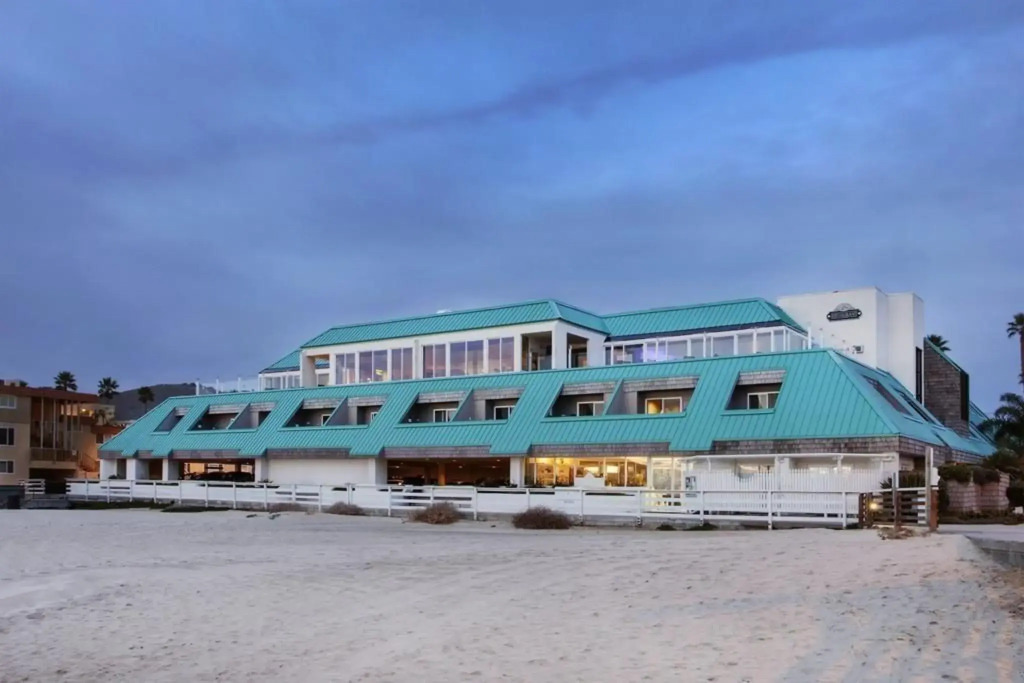 SeaVenture Beach Hotel