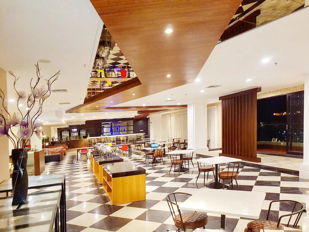 Kings Hotel Nagoya Batam