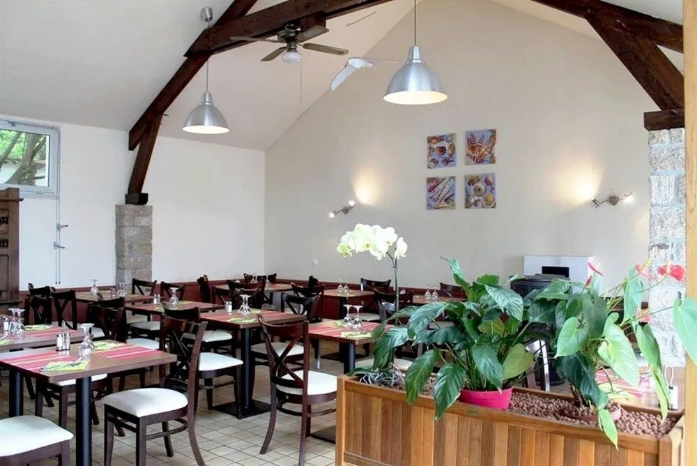 Logis Hotel La Croix du Sud
