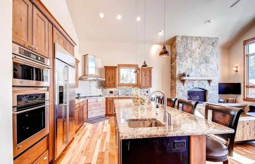 Riverwood 4 Bedroom Home by Redawning